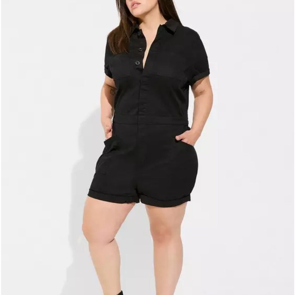 Torrid Jumper Women's Lightweight Twill Romper - Size 22 NWT